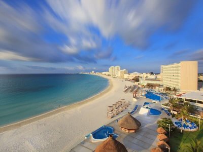 Krystal-Cancun-28
