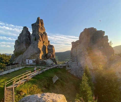 Фортеця Тустань