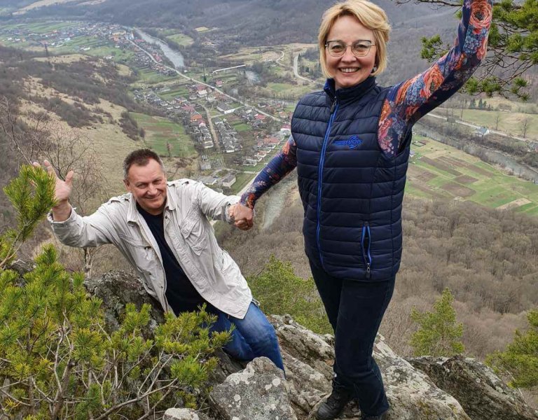 Вид з гори Високий Камінь