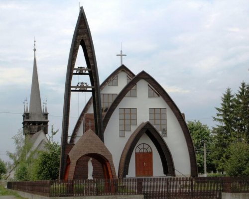Церкви, Четфолво