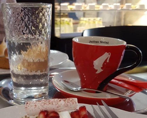 кафе bon-jour